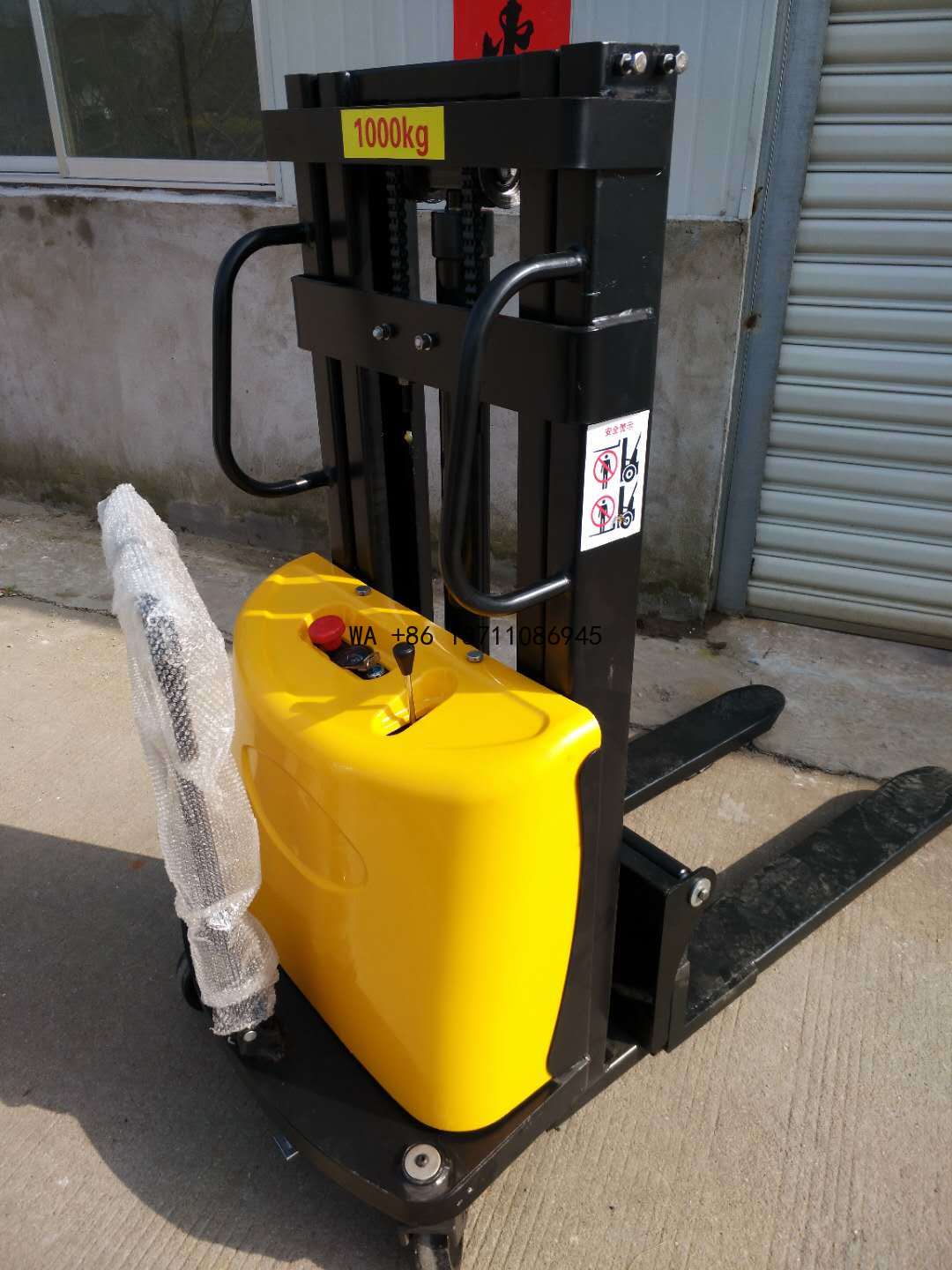 Hydraulic Car Lift - 油圧式電動スタッカー 手押しスタッカー 半自動フォークリフト
