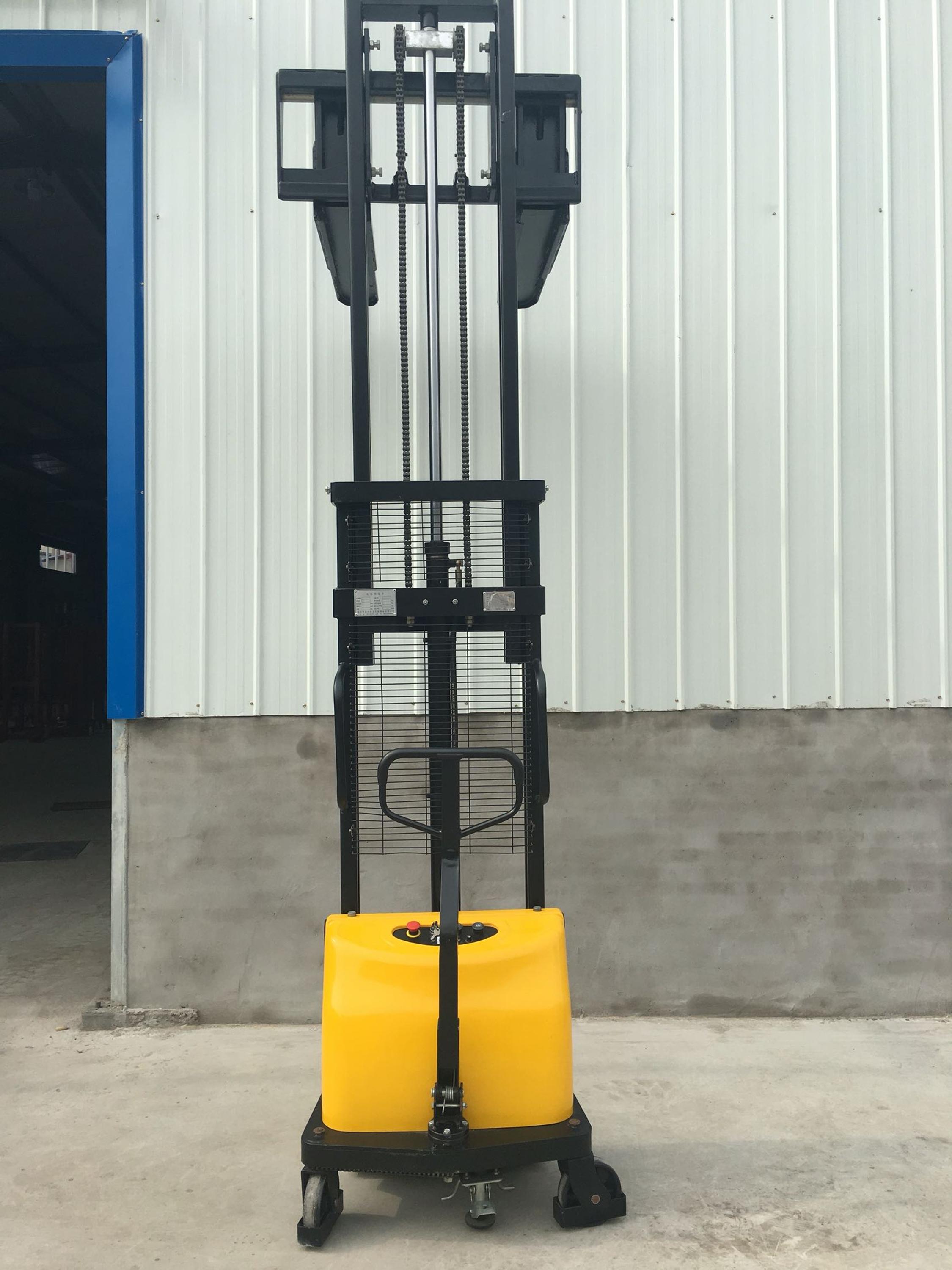 カスタマイズされた半電動スタッカー24V自動昇降油圧フォーク - Hydraulic Car Lift のレビューと価格